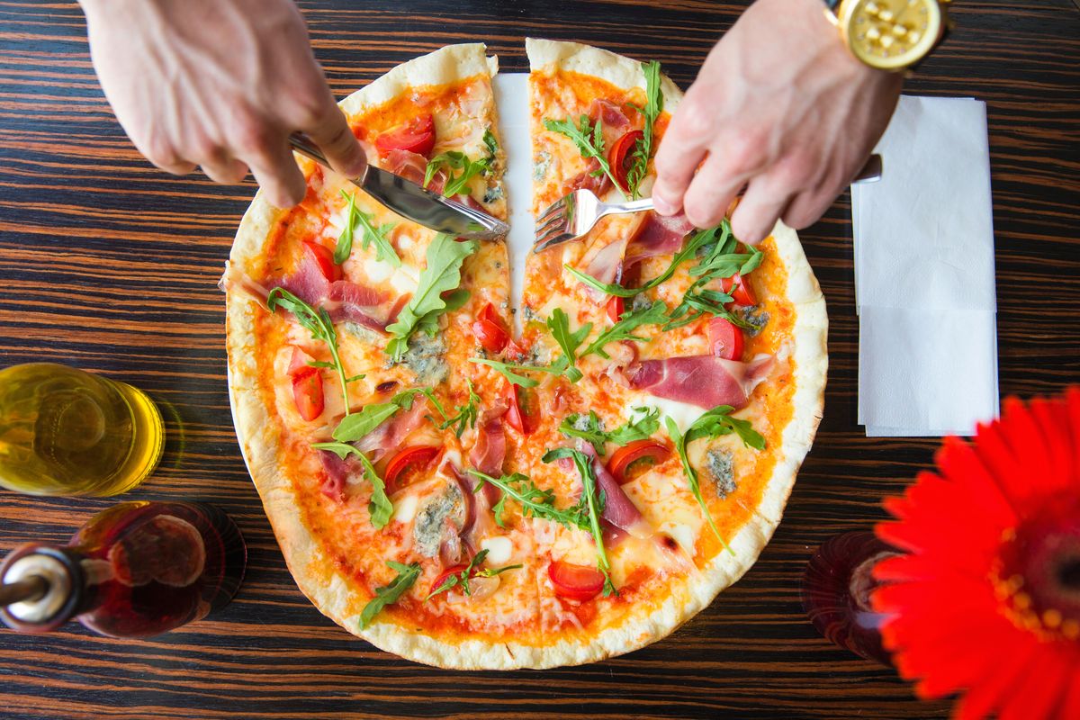 5 простих рецептів піци в духовці