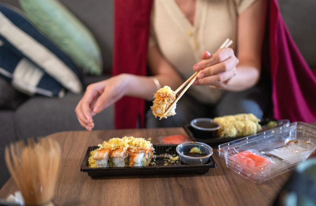 Як їсти суші – техніки та традиції