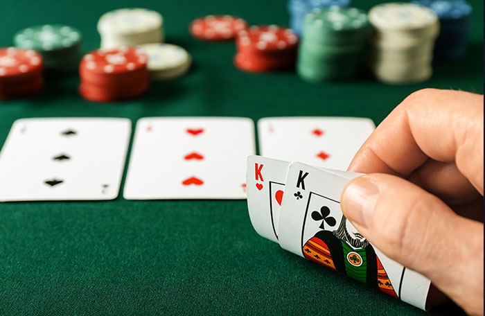 Вичерпний путівник для покер подорожей: Відкриваємо найкращі напрямки для любителів покеру
