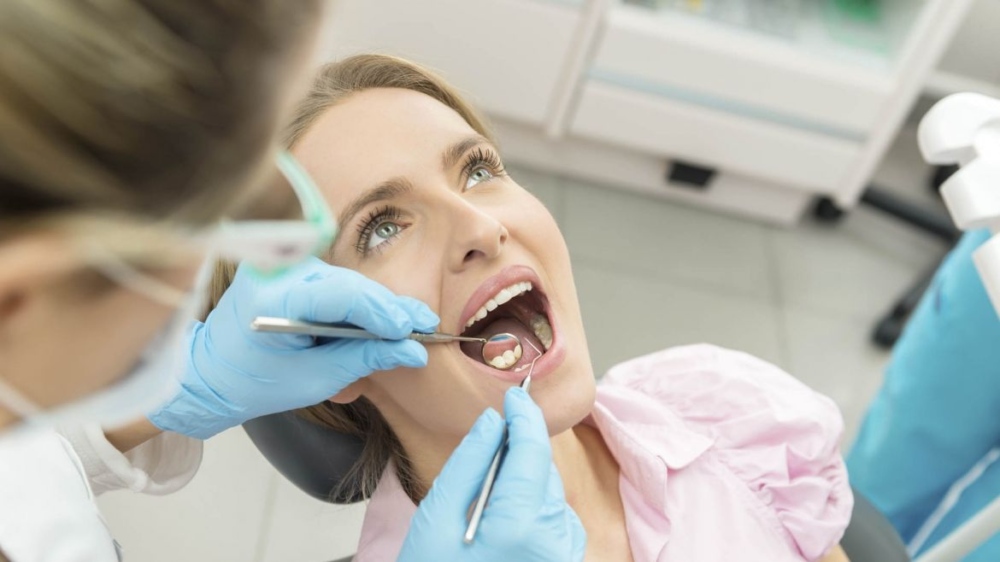 Огляд стоматології Смайл