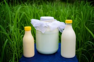 Яка жирність домашнього коров’ячого молока