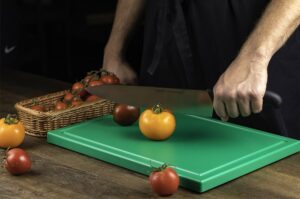Як обрати розбірну дошку для професійної кухні
