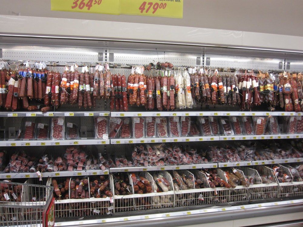 Чому важливо працювати напряму з виробником ковбасних виробів