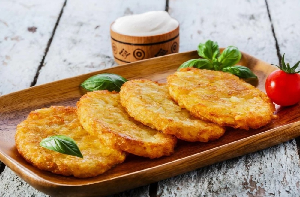 Як приготувати пухкі деруни з кабачків і картоплі