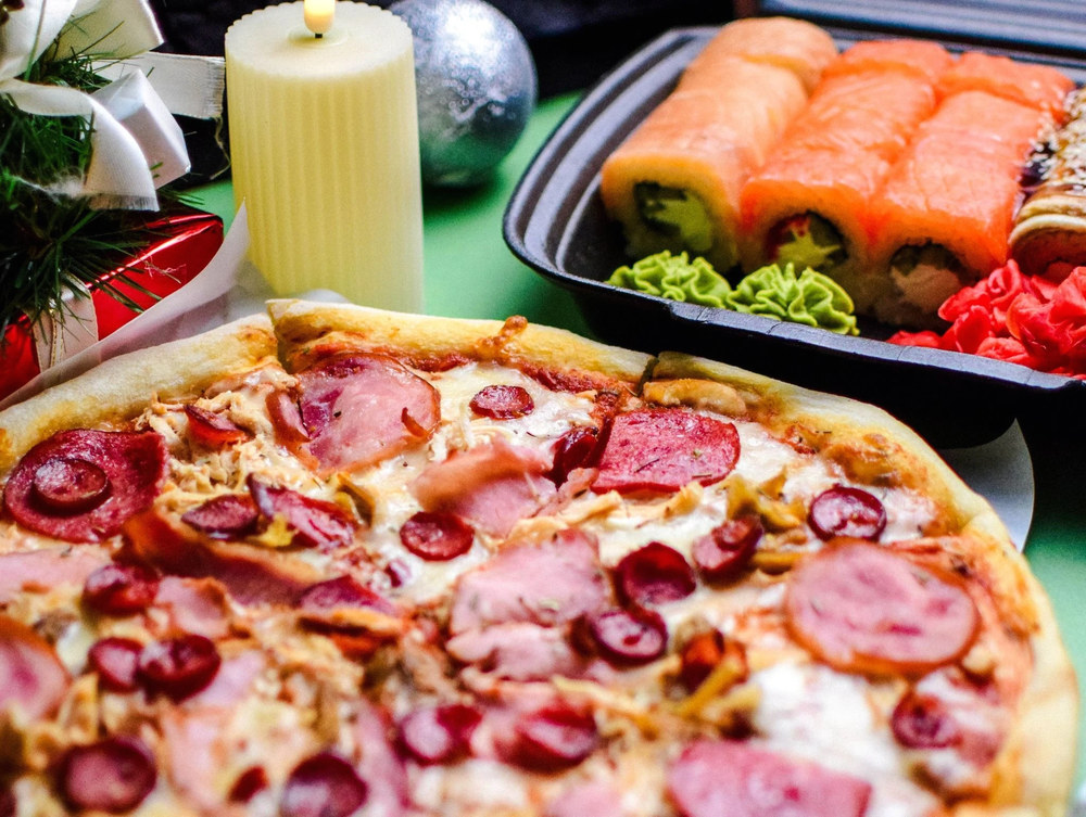 Піца і роли від QR Pizza