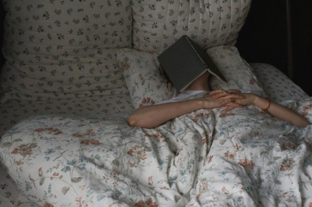 Когда стоит принимать мелатонин, а когда можно обойтись без него