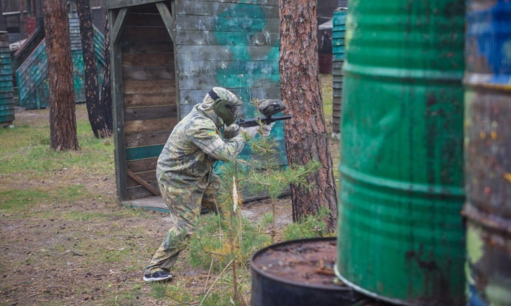 Сім унікальних ігрових майданчиків, які пропонує пейнтбольний клуб Гепард